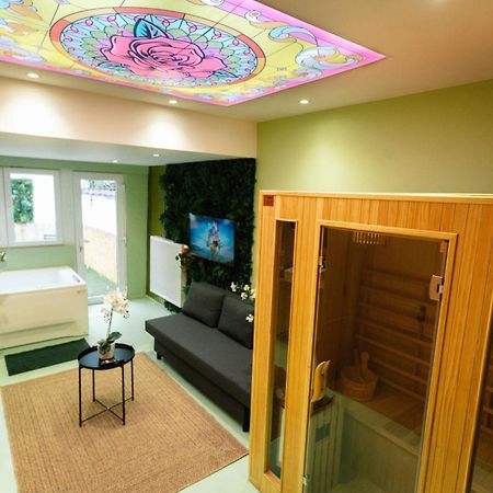 Capsule Flower - Balneo - Cinema - Billard - Nintendo Switch - Mons Centre מראה חיצוני תמונה