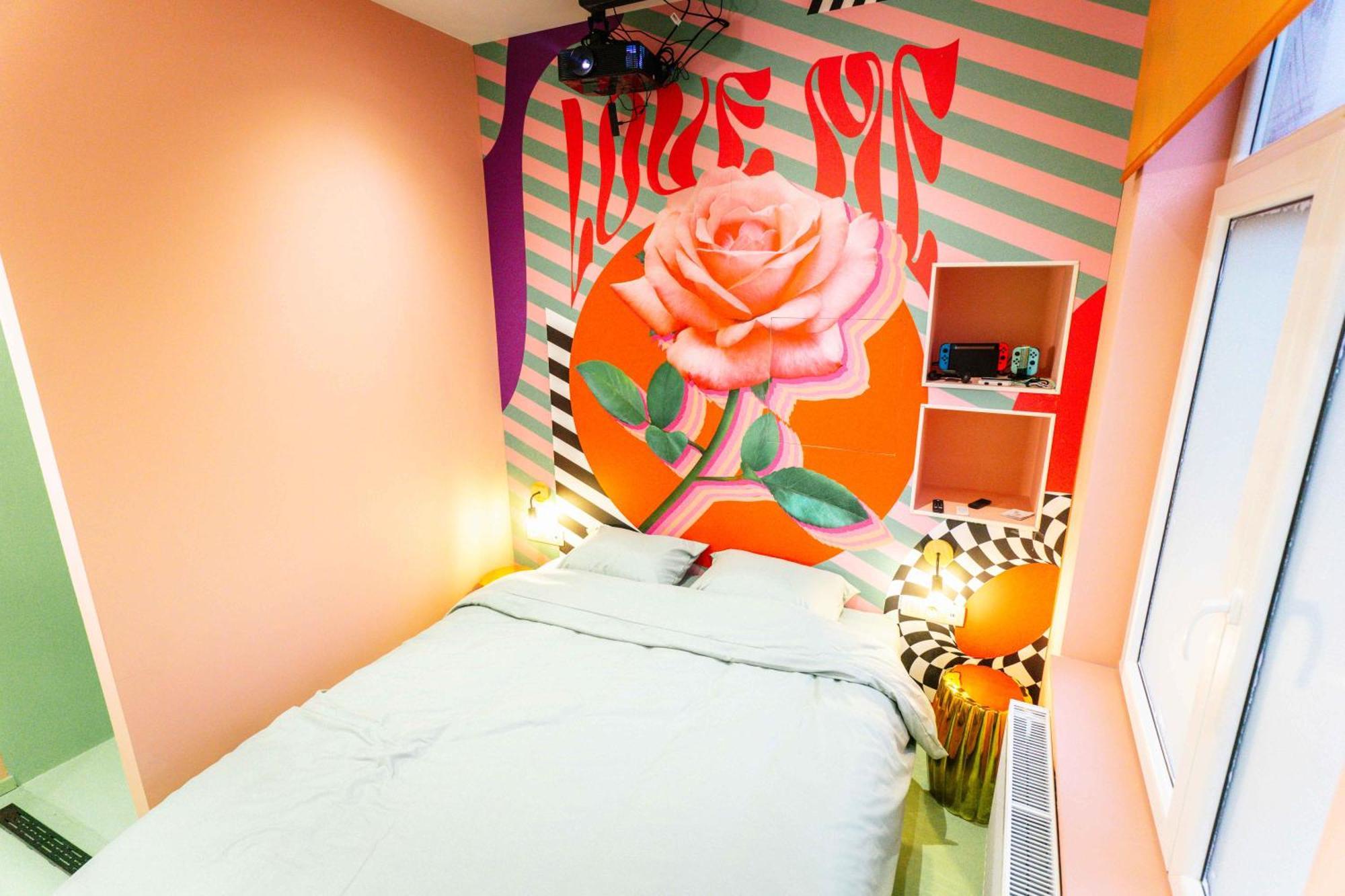 Capsule Flower - Balneo - Cinema - Billard - Nintendo Switch - Mons Centre מראה חיצוני תמונה